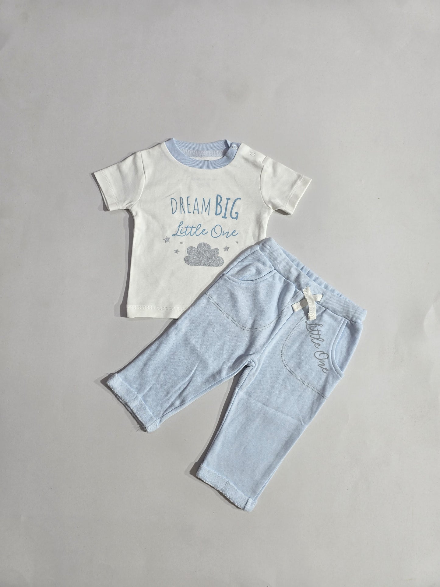 Baby's pant set