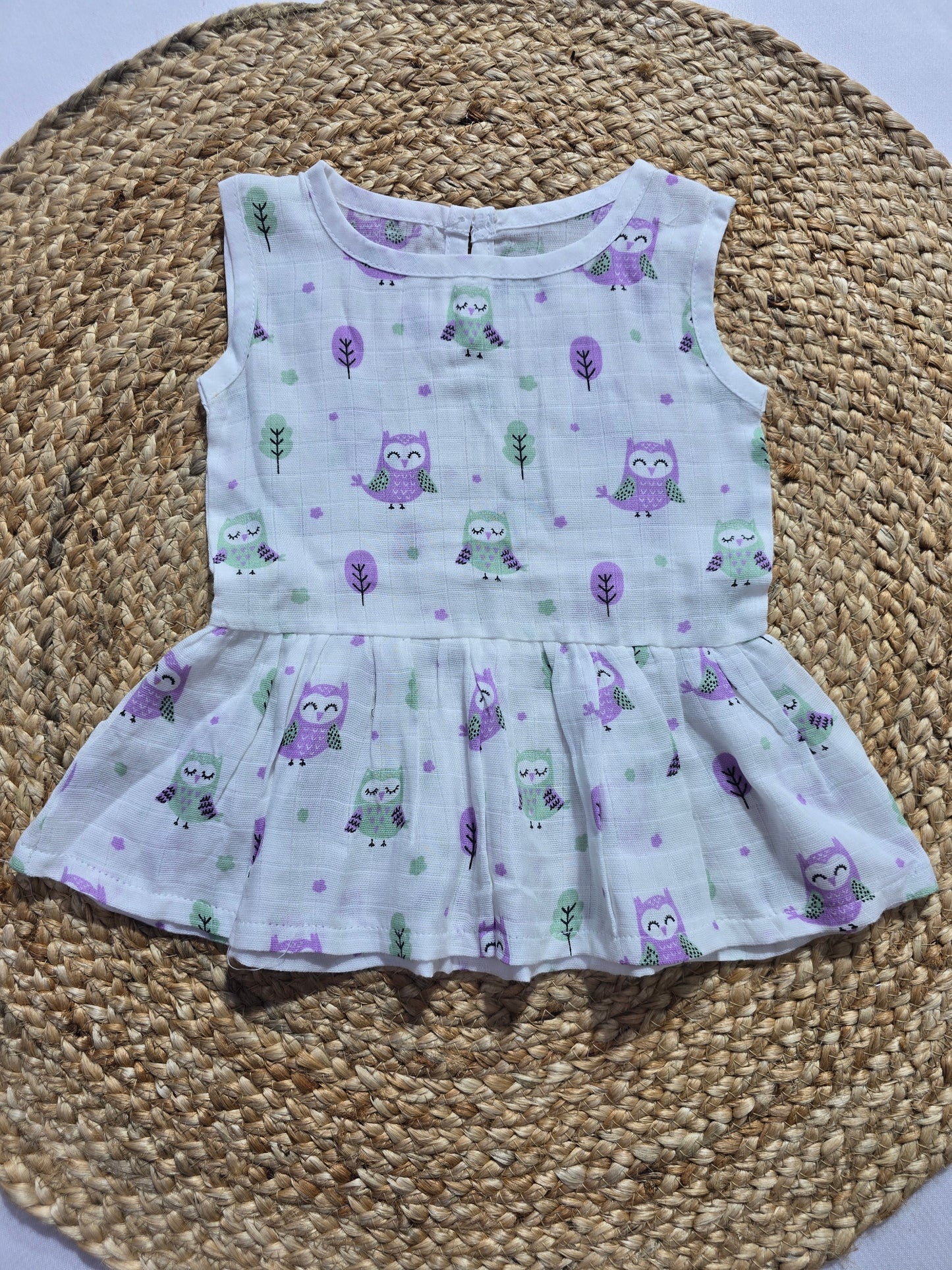 Baby's muslin frock button - Owl