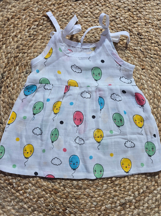 Baby's muslin frock knot - Baloon