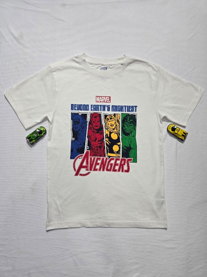 Boy's t-shirt -white avenger