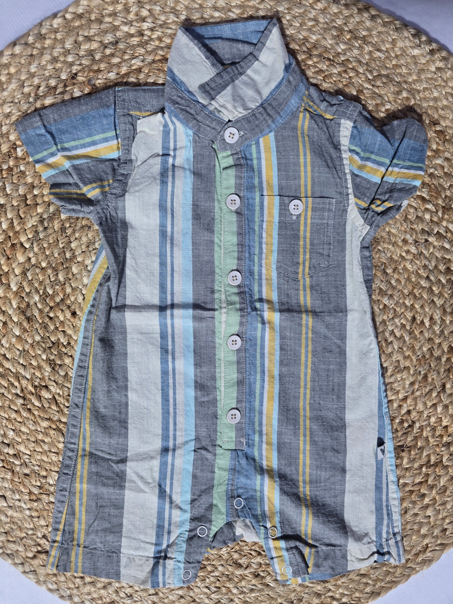 baby's half jumpsuit - lines