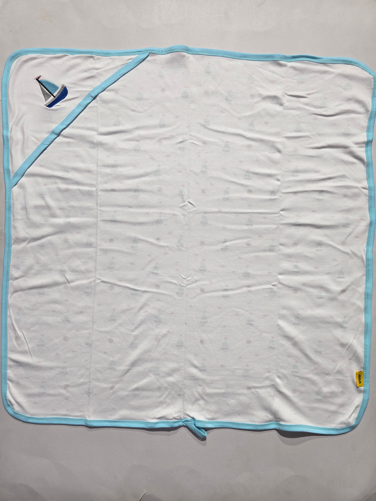 Baby's Hooded blanket - boat