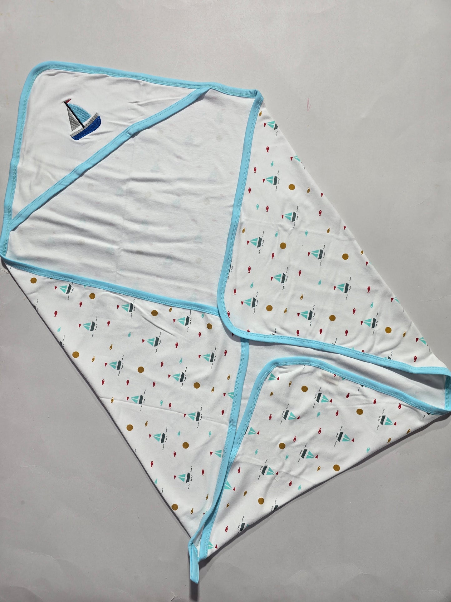 Baby's Hooded blanket - boat