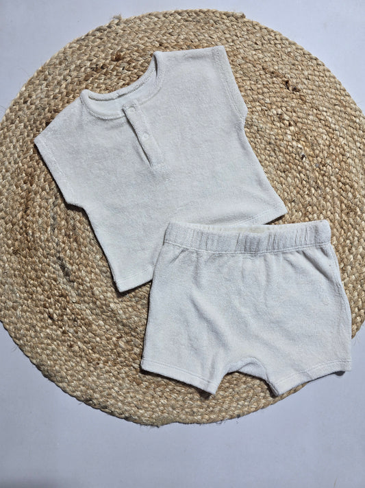 Baby's short set - cream