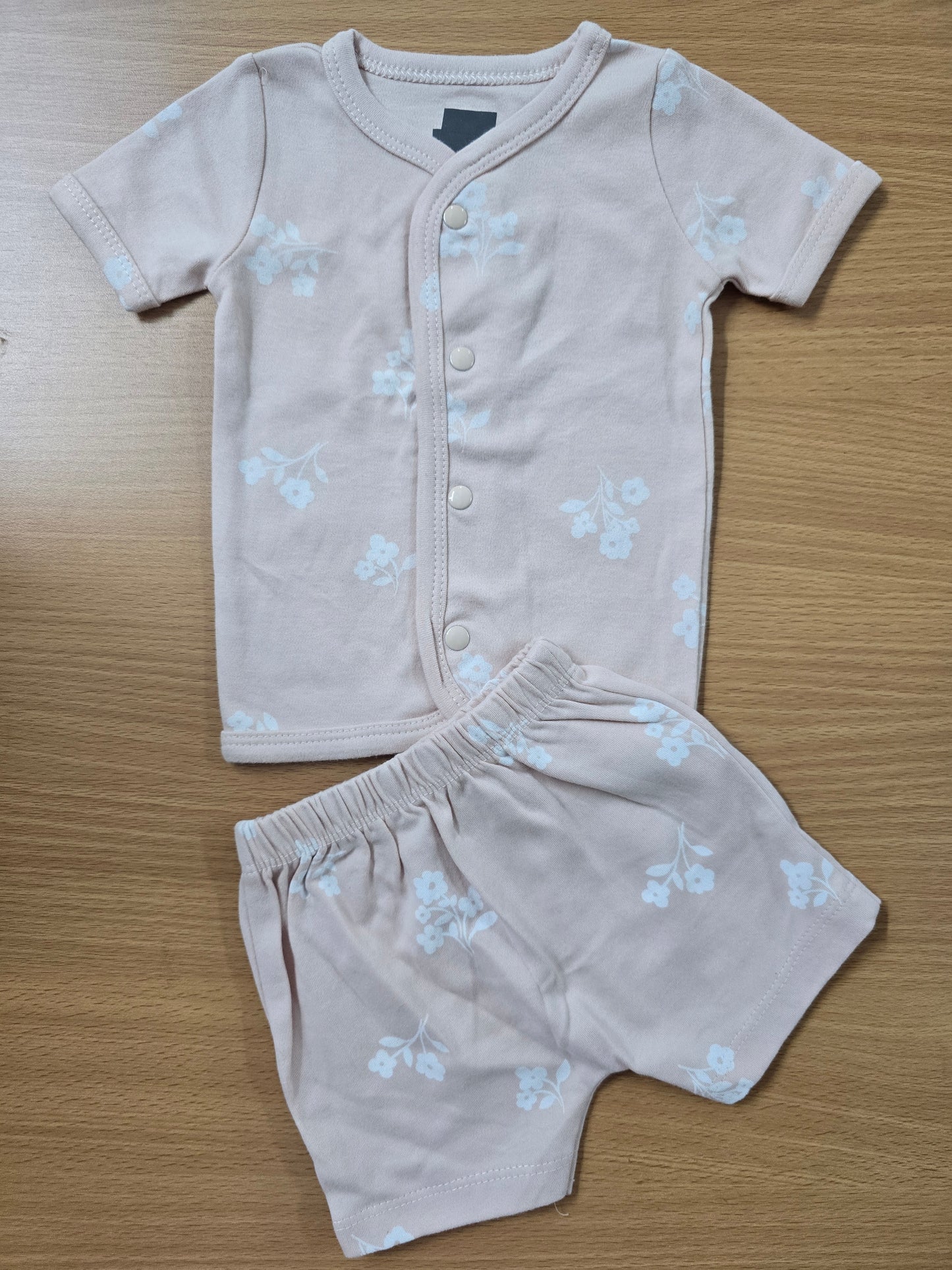 Baby's jablas shorts set