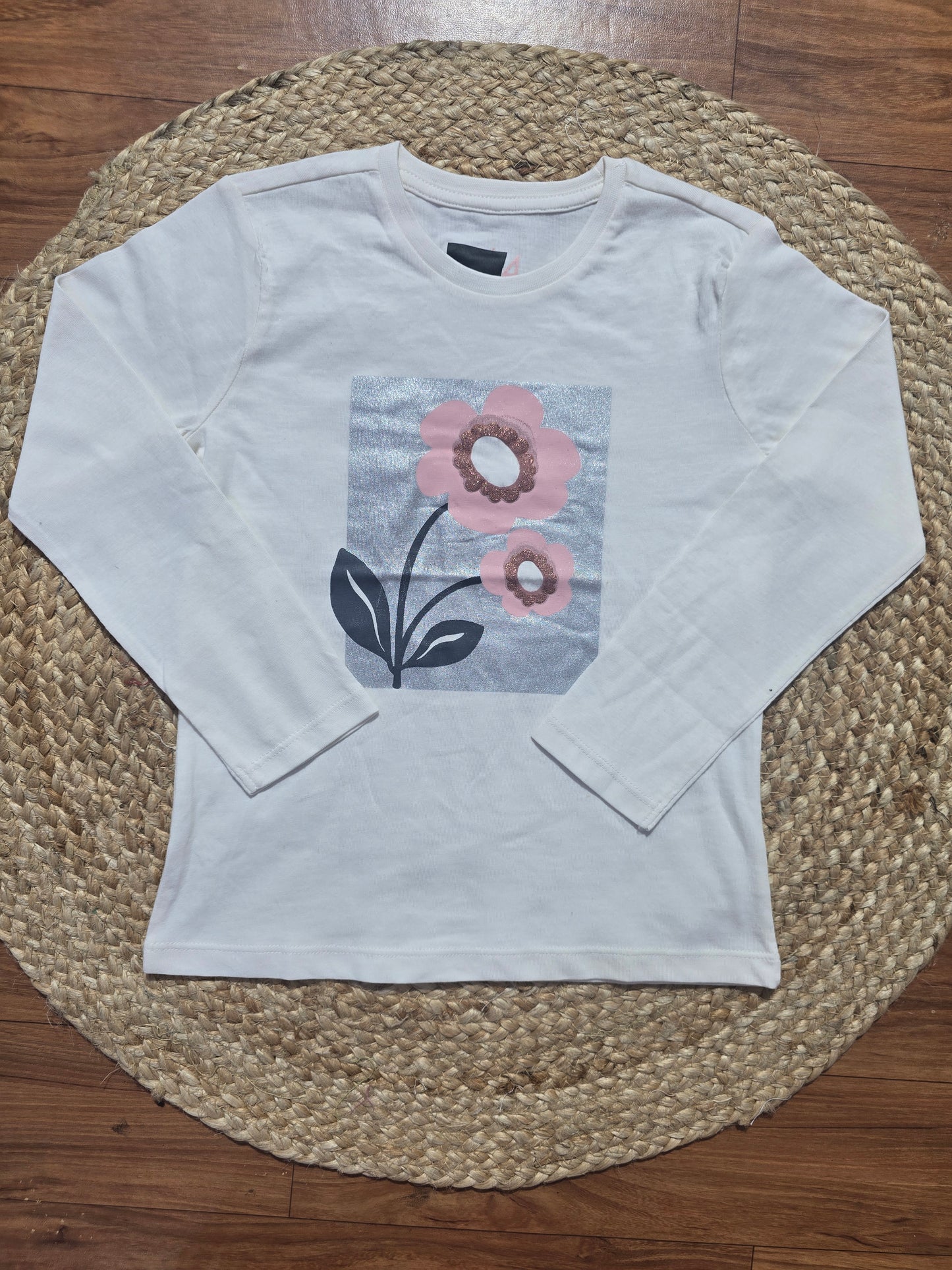 Girl's t-shirt - plant