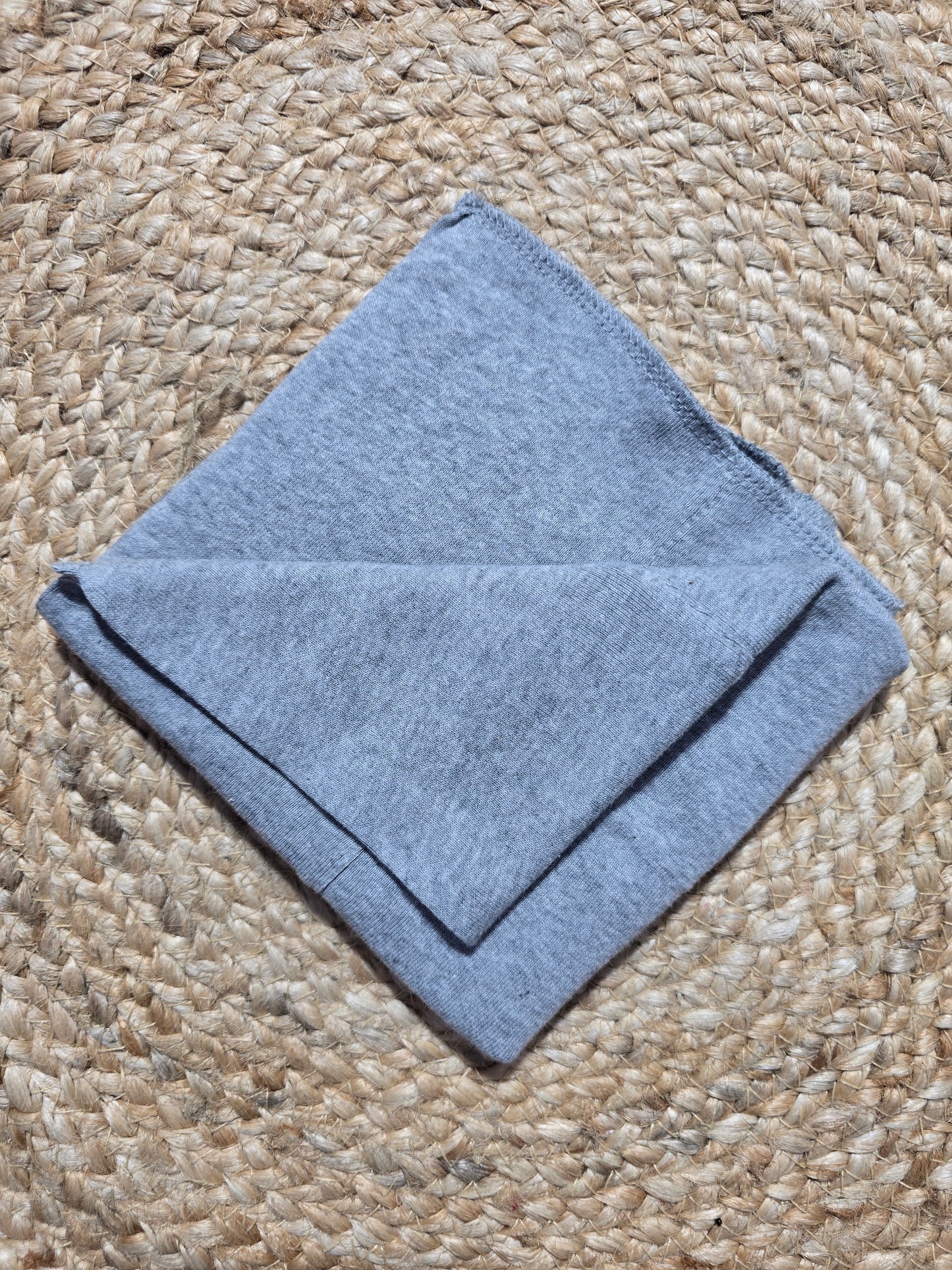 Baby's kerchief – grey