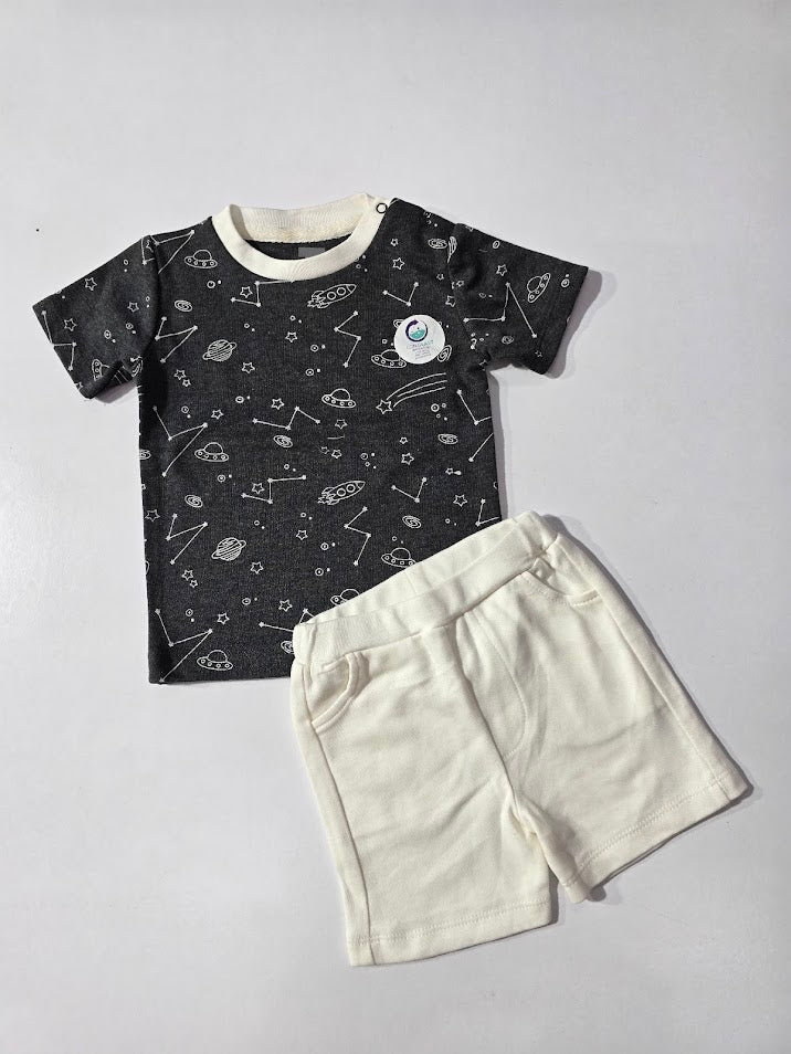 Baby's shorts set