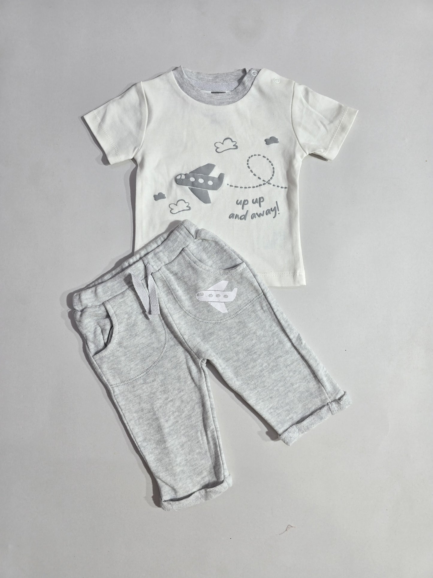 Baby's pant set
