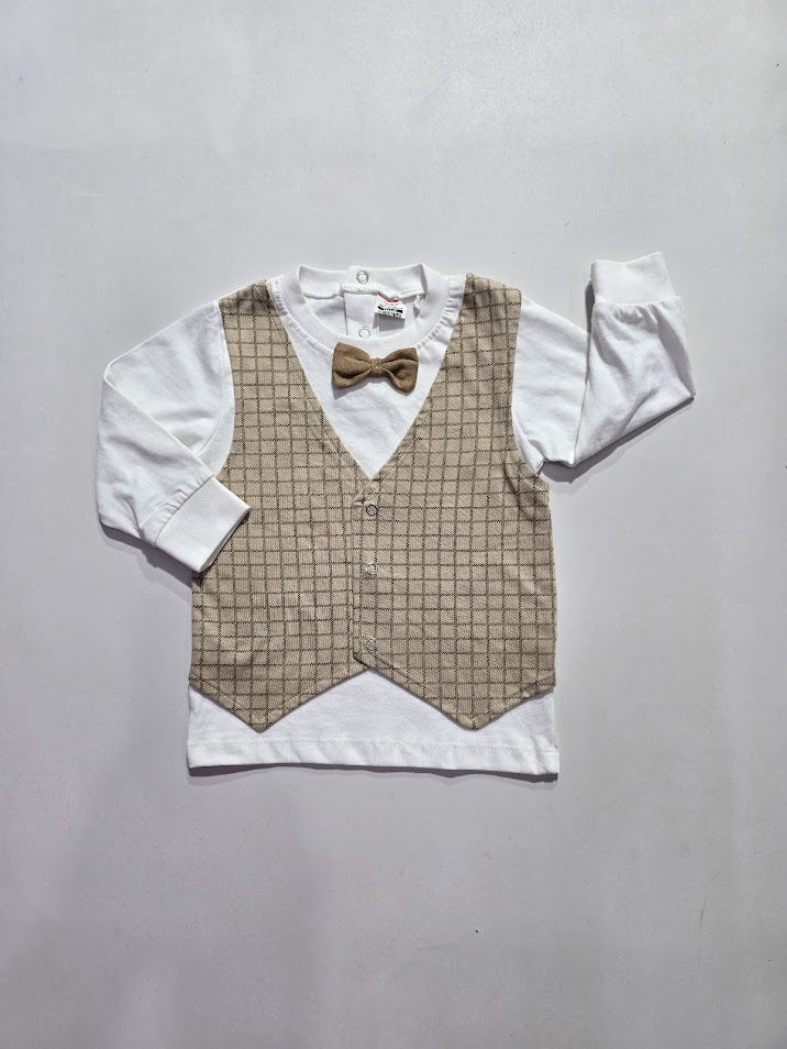 Baby's t-shirt with attached coat