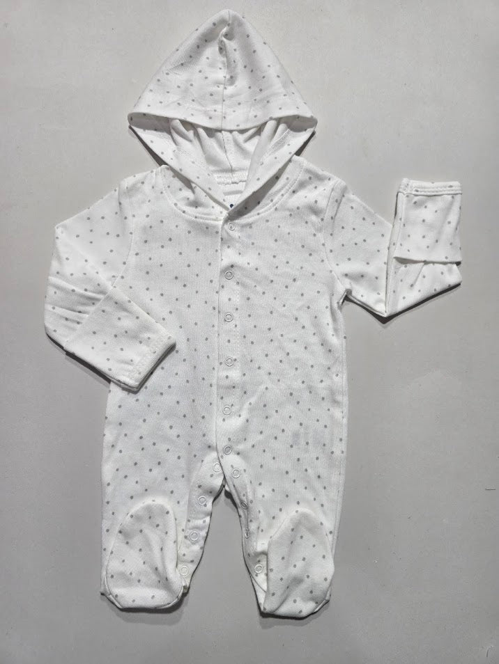 Baby's jumpsuit with hoodie