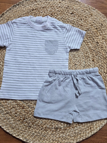 Baby's shorts set - Grey stripes