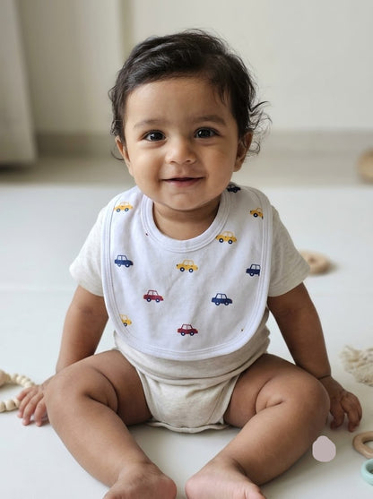 Baby's bibs - cars