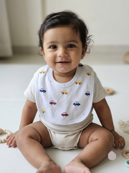 Baby's bibs - cars