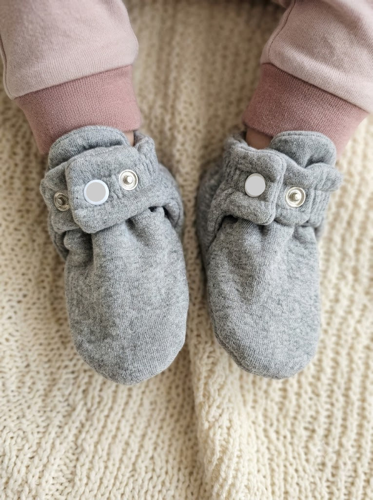 Baby's booties – grey