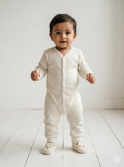 Baby's jumpsuit/sleepsuit - stripes