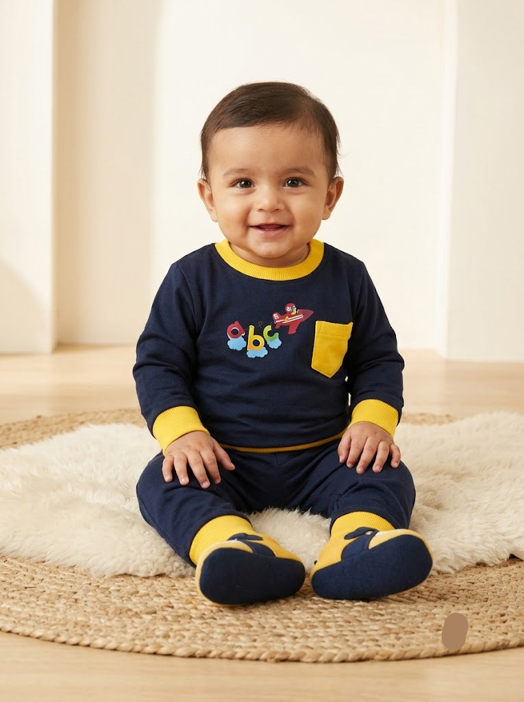Baby's loop knit t-shirt - navy abc