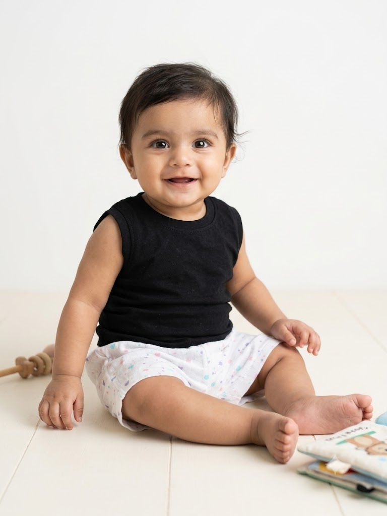 Baby's muslin shorts - hearts