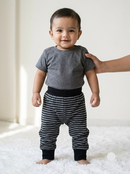 Baby's pants - black stripes