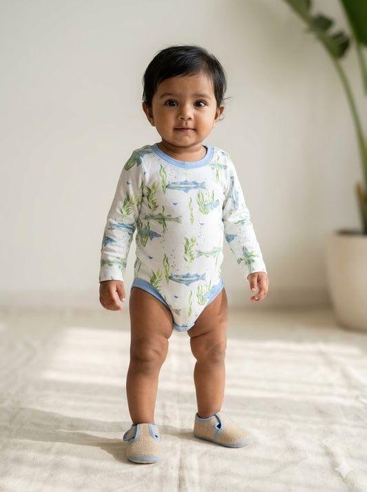 Baby's rompers - fish with grass