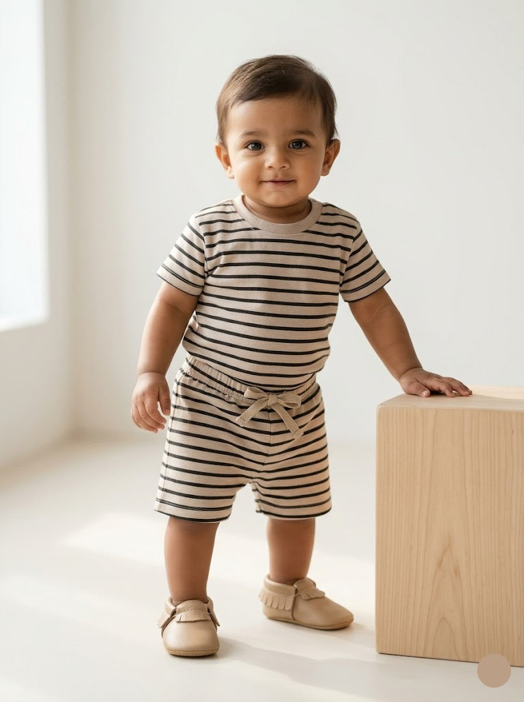 Baby's shorts set - brown stripes
