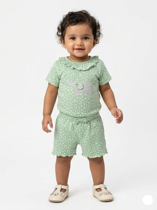 Baby's shorts set - elephant