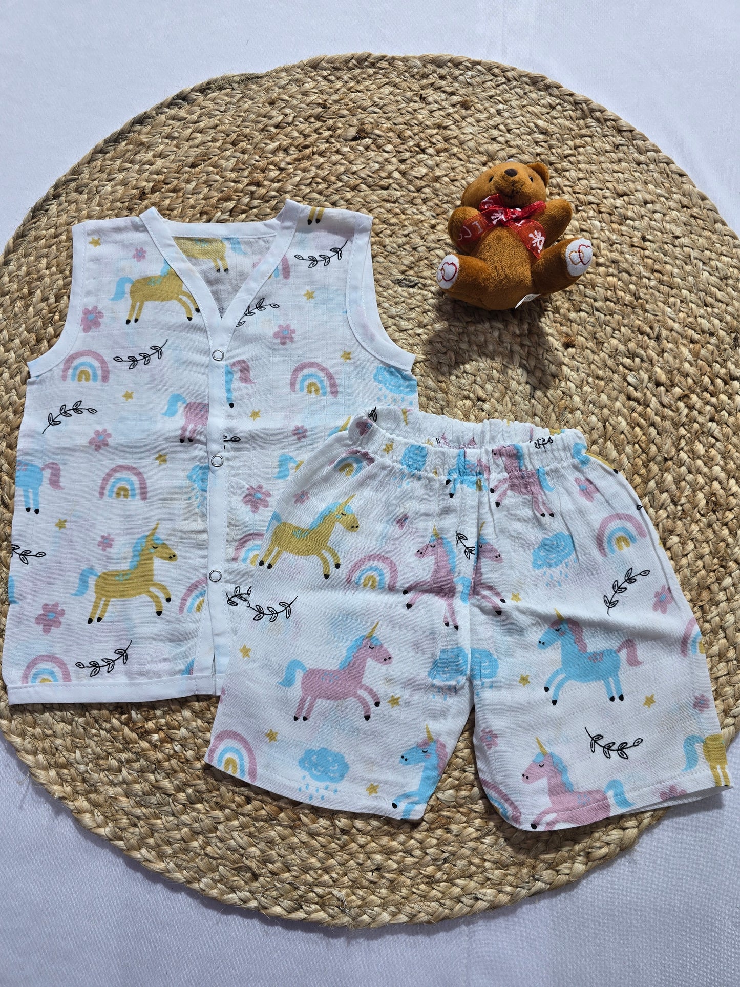 Baby's muslin Co-ord set - Unicorn