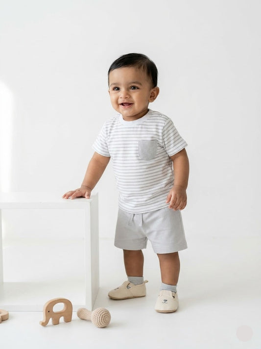 Baby's shorts set - Grey stripes