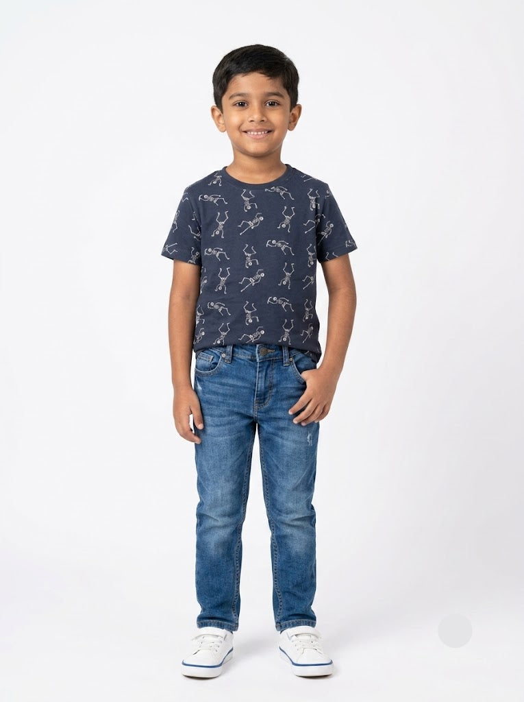Boy's t-shirt - skeleton