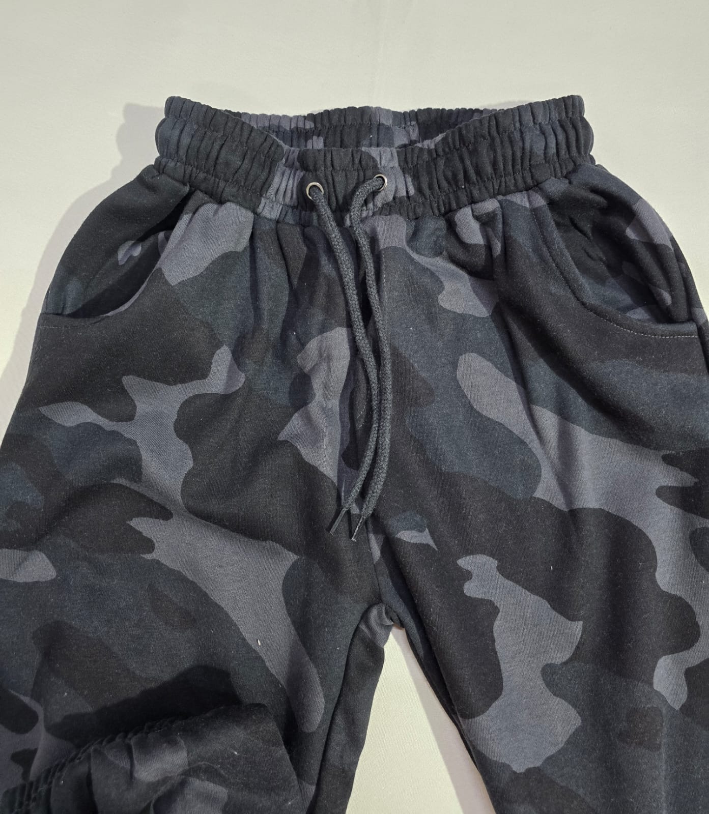 Women's loop knit pant