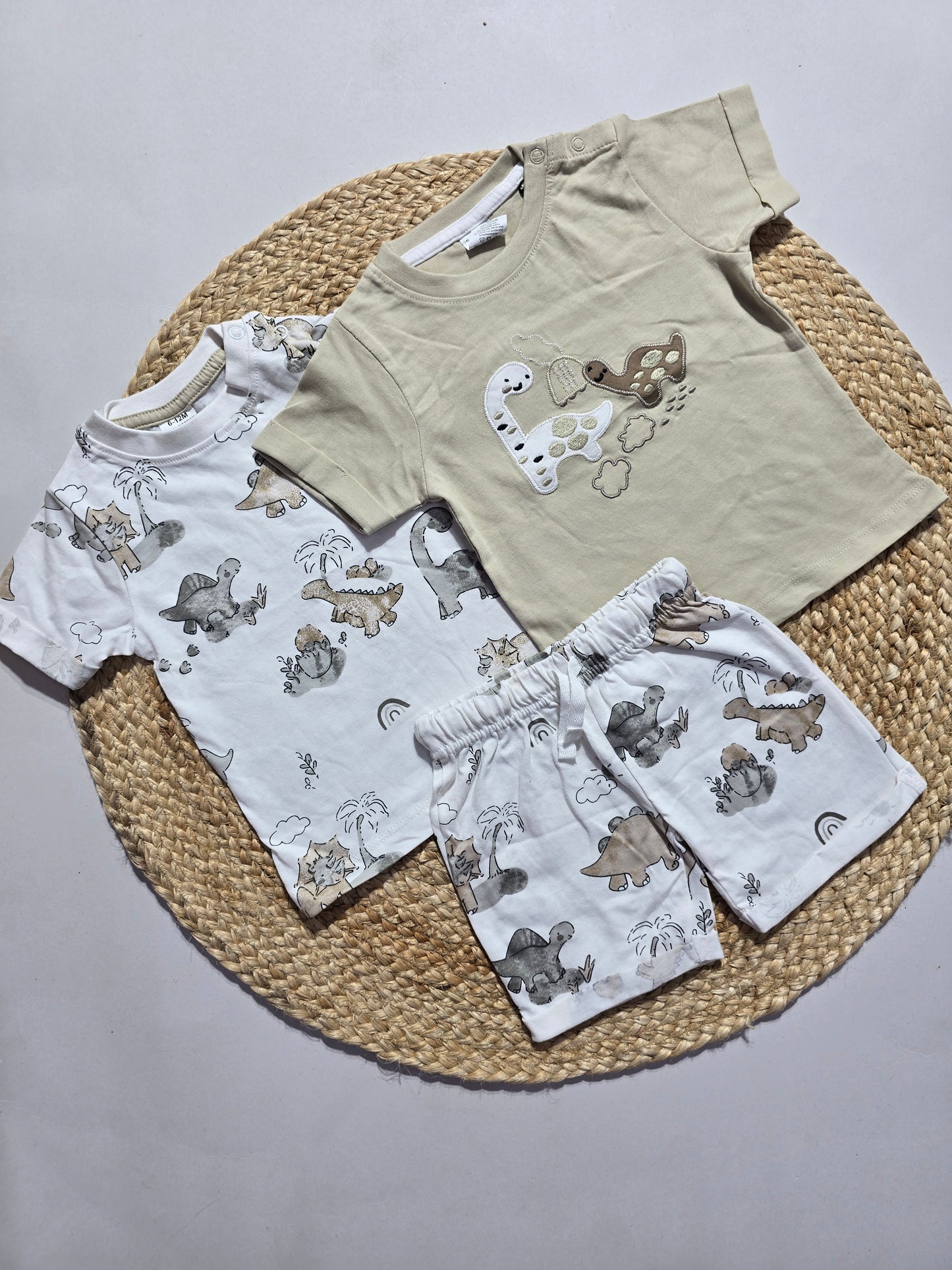 Baby's shorts set - beige dino (3pcs set)