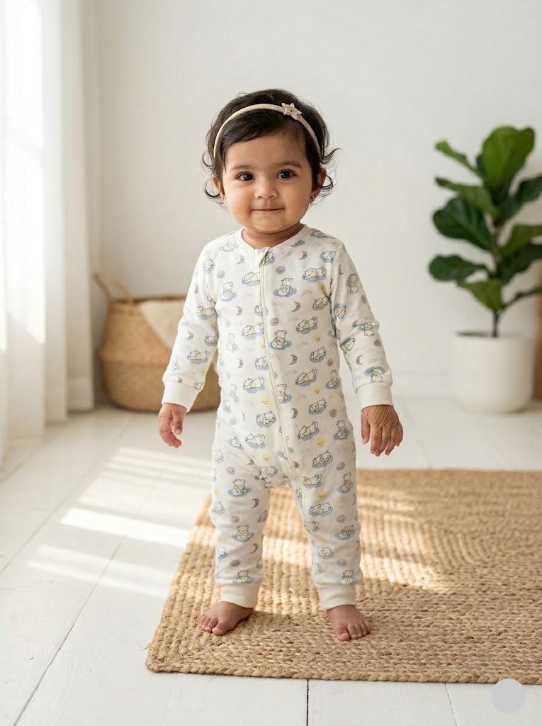 baby's jumpsuit/sleepsuit - moon bear
