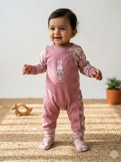 baby's jumpsuit/sleepsuit with shoe - pink bunny