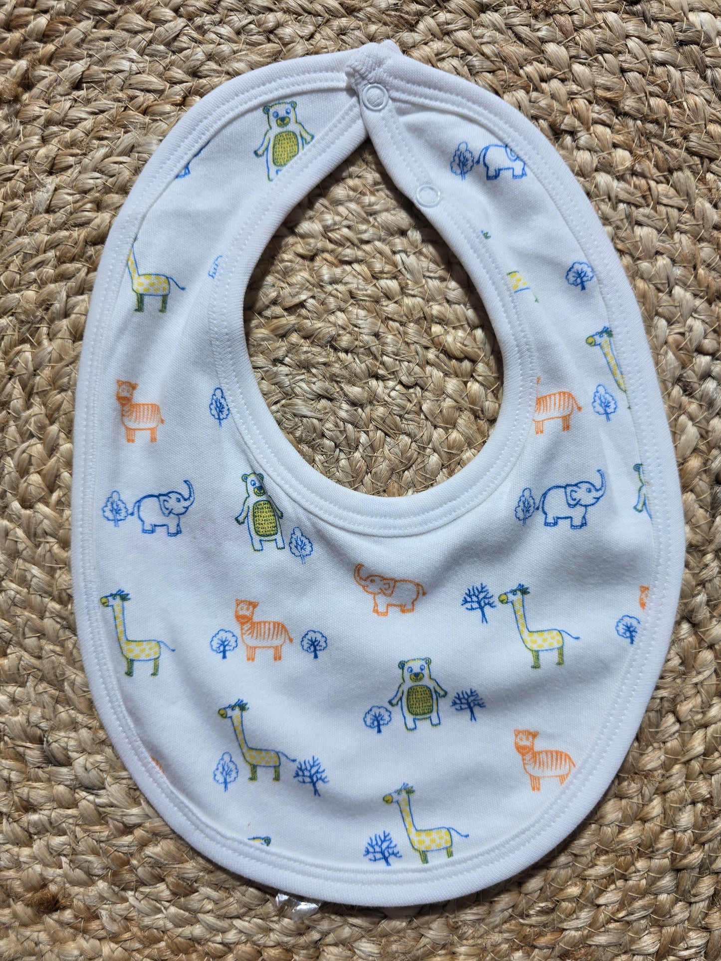 Baby's bibs - Animal with small tree