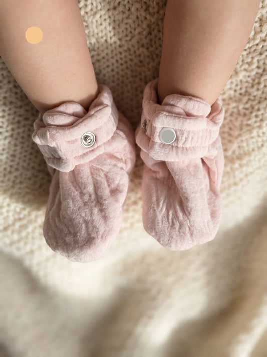 Baby's booties – pink