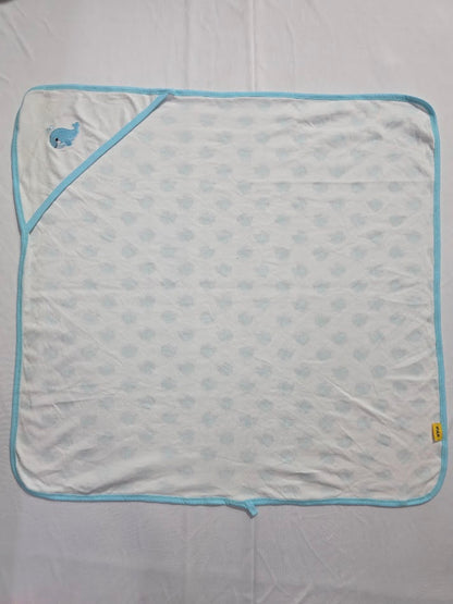 Baby's Hooded wrapper blanket - blue whale