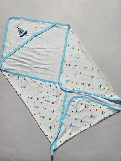Baby's Hooded blanket - boat