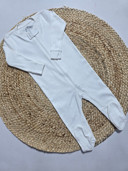 Baby's FS jumpsuit with shoe - white