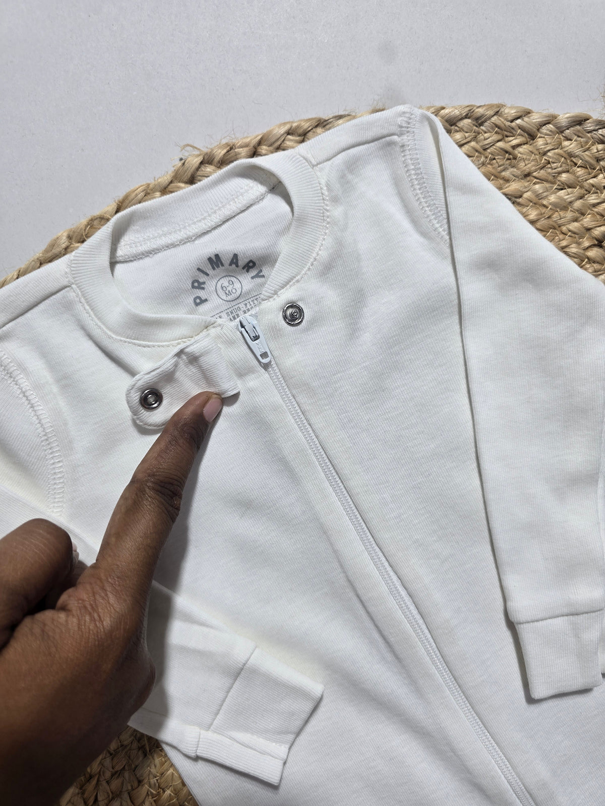 Baby's FS jumpsuit with shoe - white