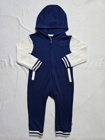 baby's jumpsuit/sleepsuit - nevy