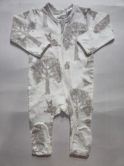 Baby's jumpsuit /sleepsuit with shoe - white animal