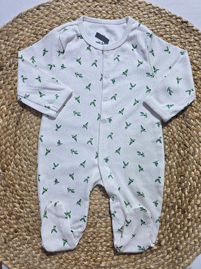 baby's jumpsuit/sleepsuit with shoe - leaf