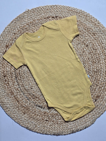 Baby's rompers - yellow