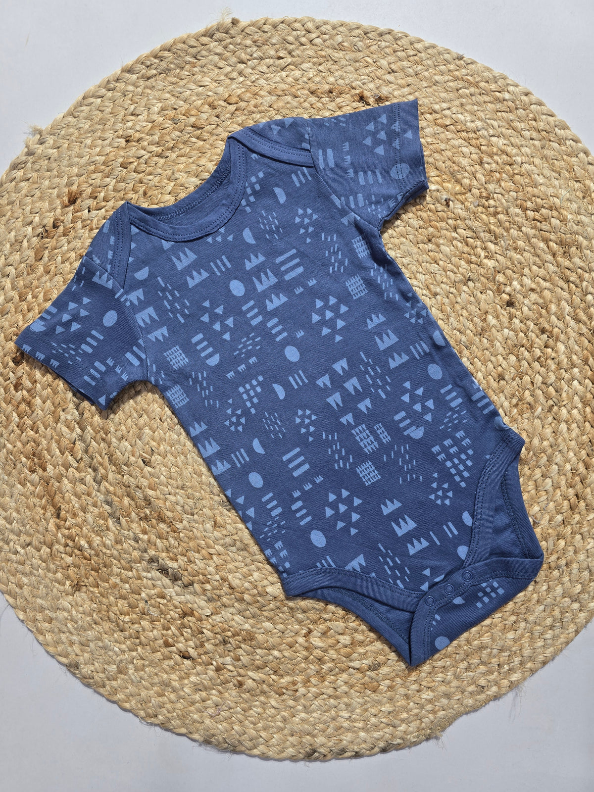 Baby's rompers - navy shapes