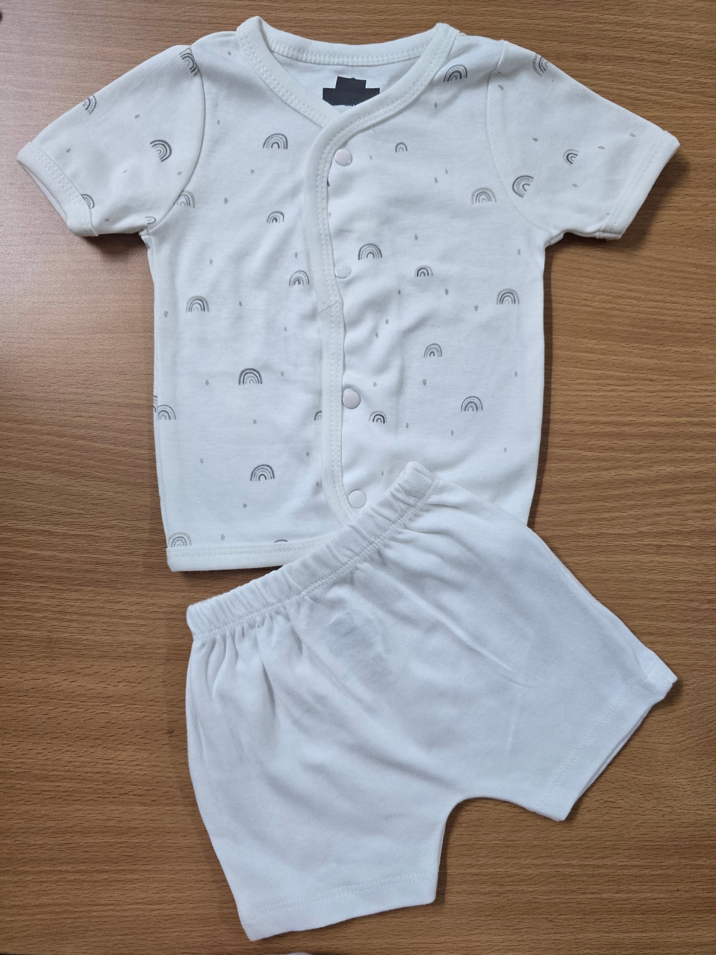 Baby's jablas shorts set