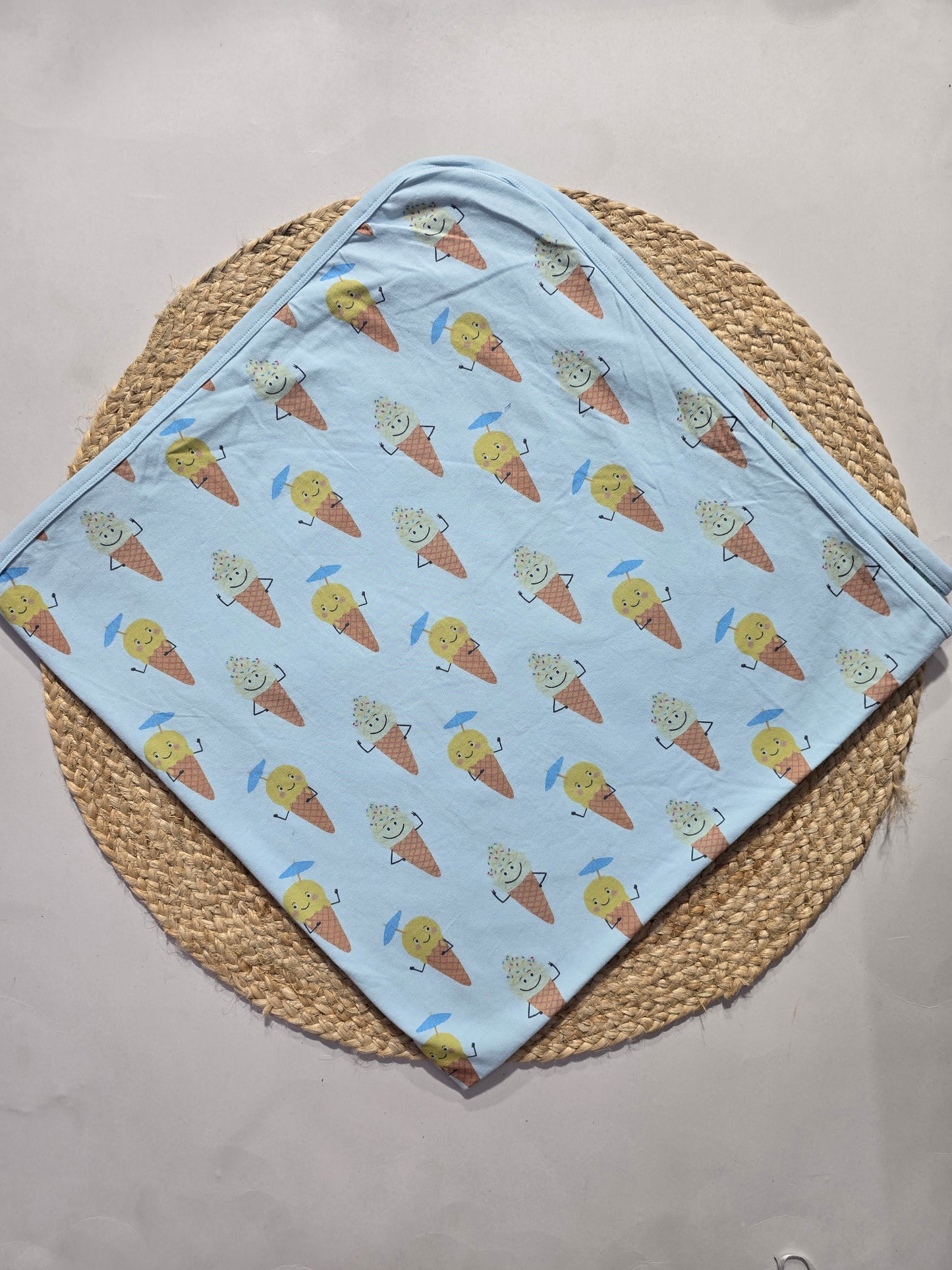 Baby's towel – blue ice