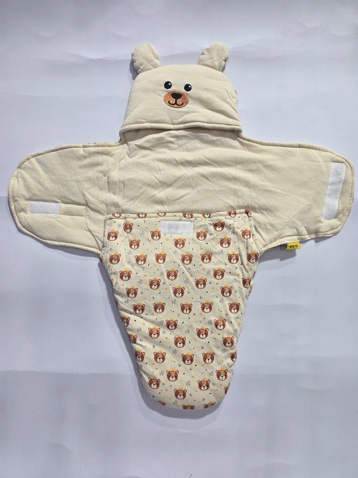 Baby's Hooded wrapper - teddybear