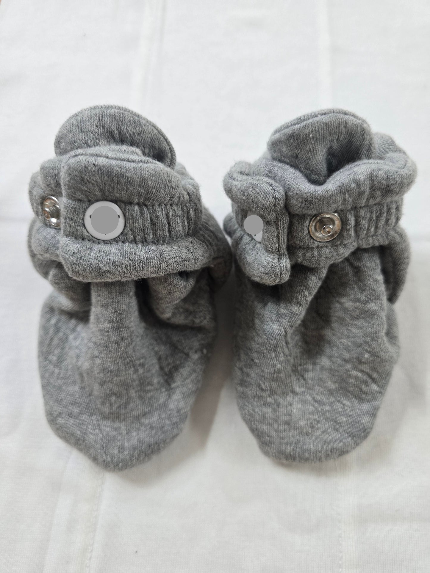 Baby's booties – grey