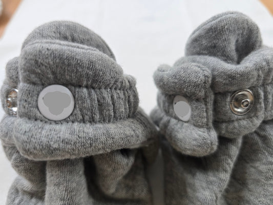 Baby's booties – grey