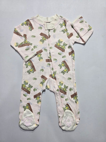 Baby's FS sleepsuit with shoe